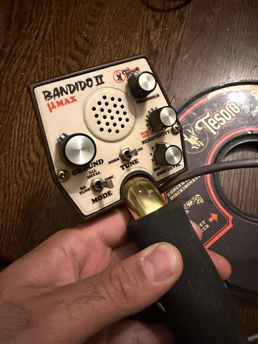 Tesoro bandido umax - ii, metal