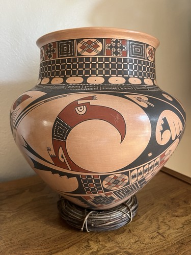 Tavo silveira museum olla mata - tavo,