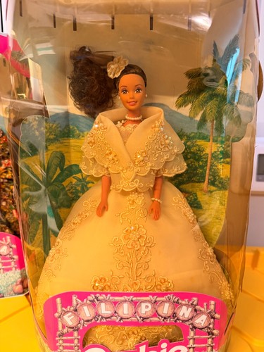 Vintage 1993 filipina barbie - 1993,